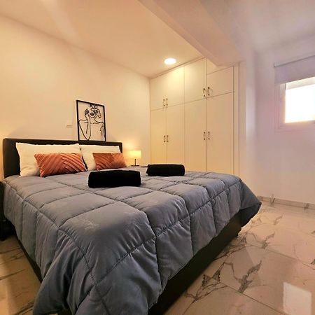 1Bd Beach Apartment Пафос Екстер'єр фото