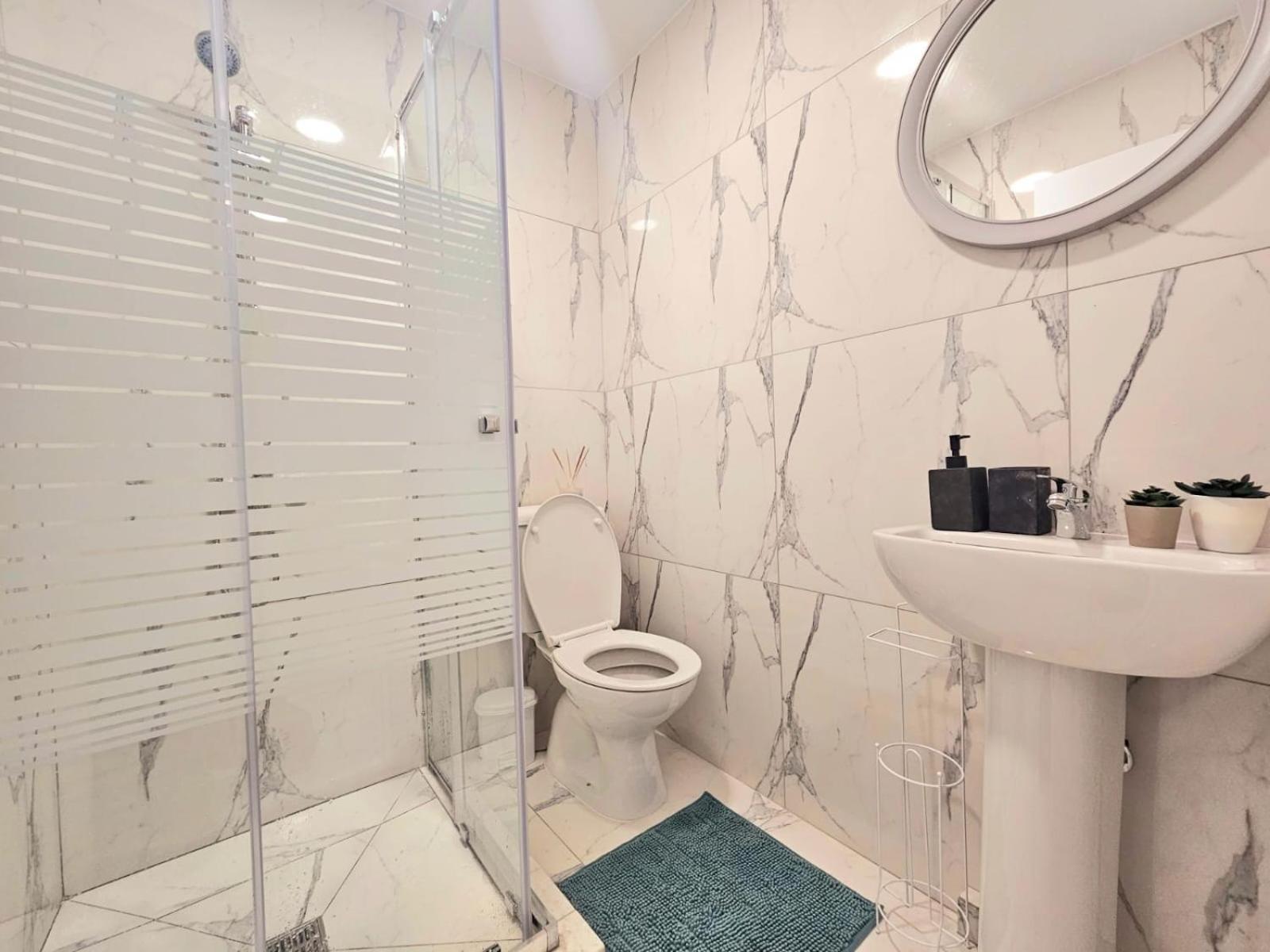 1Bd Beach Apartment Пафос Екстер'єр фото